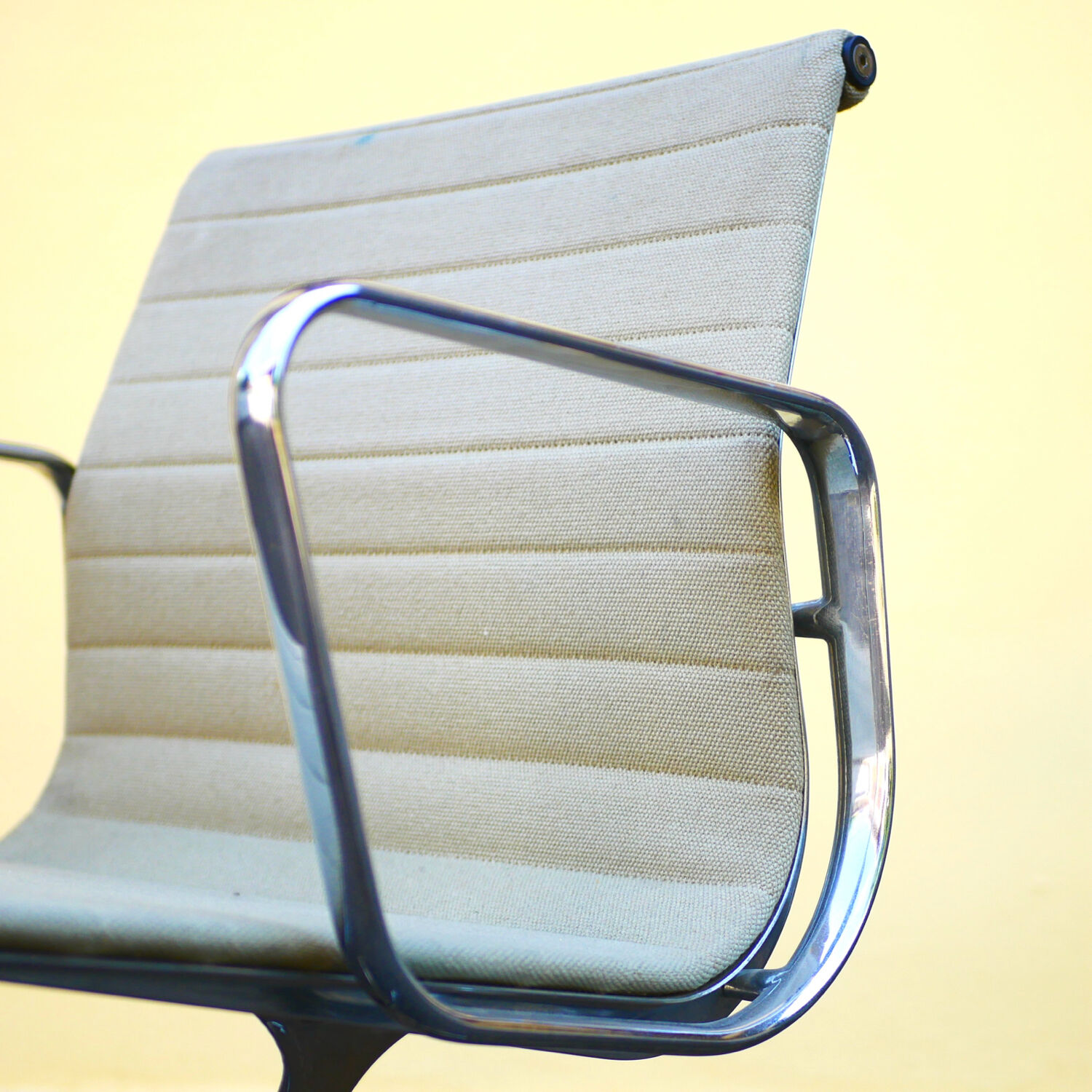 Charles Eames Chair
