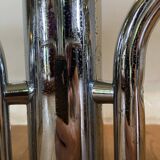 Table basse chrome et verre fumé ovale années 70