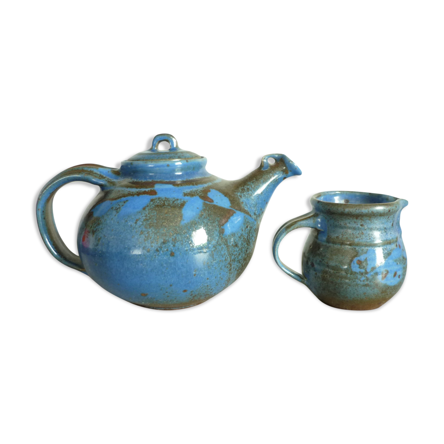 Vernified and flamed sandstone teapot, and its milk pot