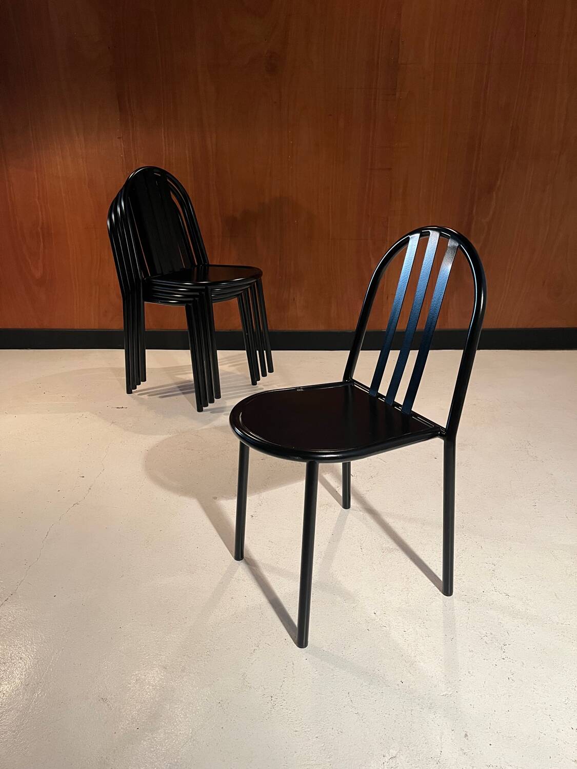 5 chaises officielles RMS , design Robert Mallet Stevens