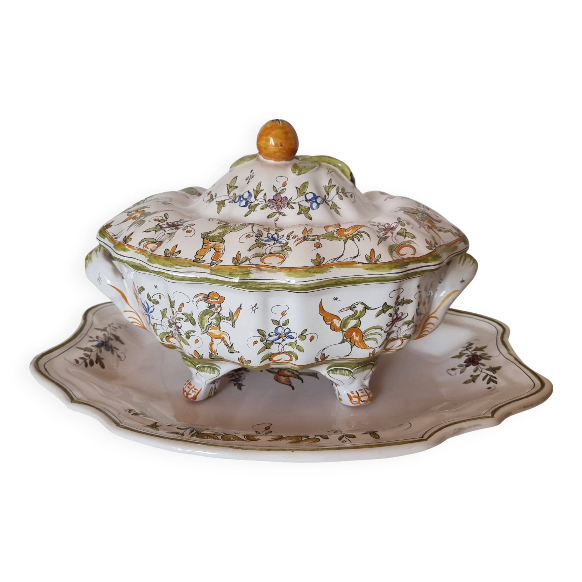 Large vintage French porcelain soup tureen from Moustiers Martres Tolosa
