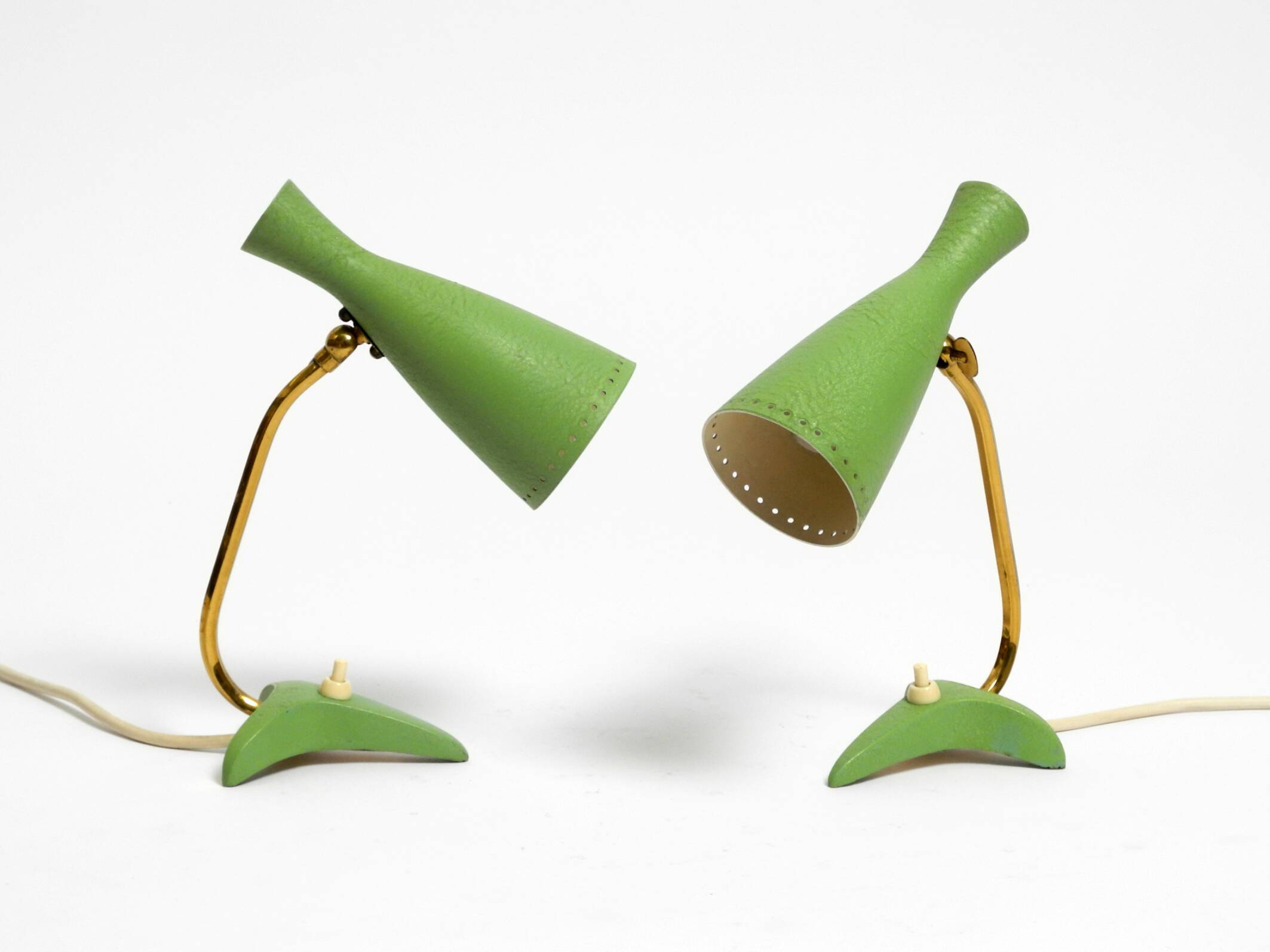 Pair of beautiful green Mid Century Modern Diabolo crow's foot table lamps