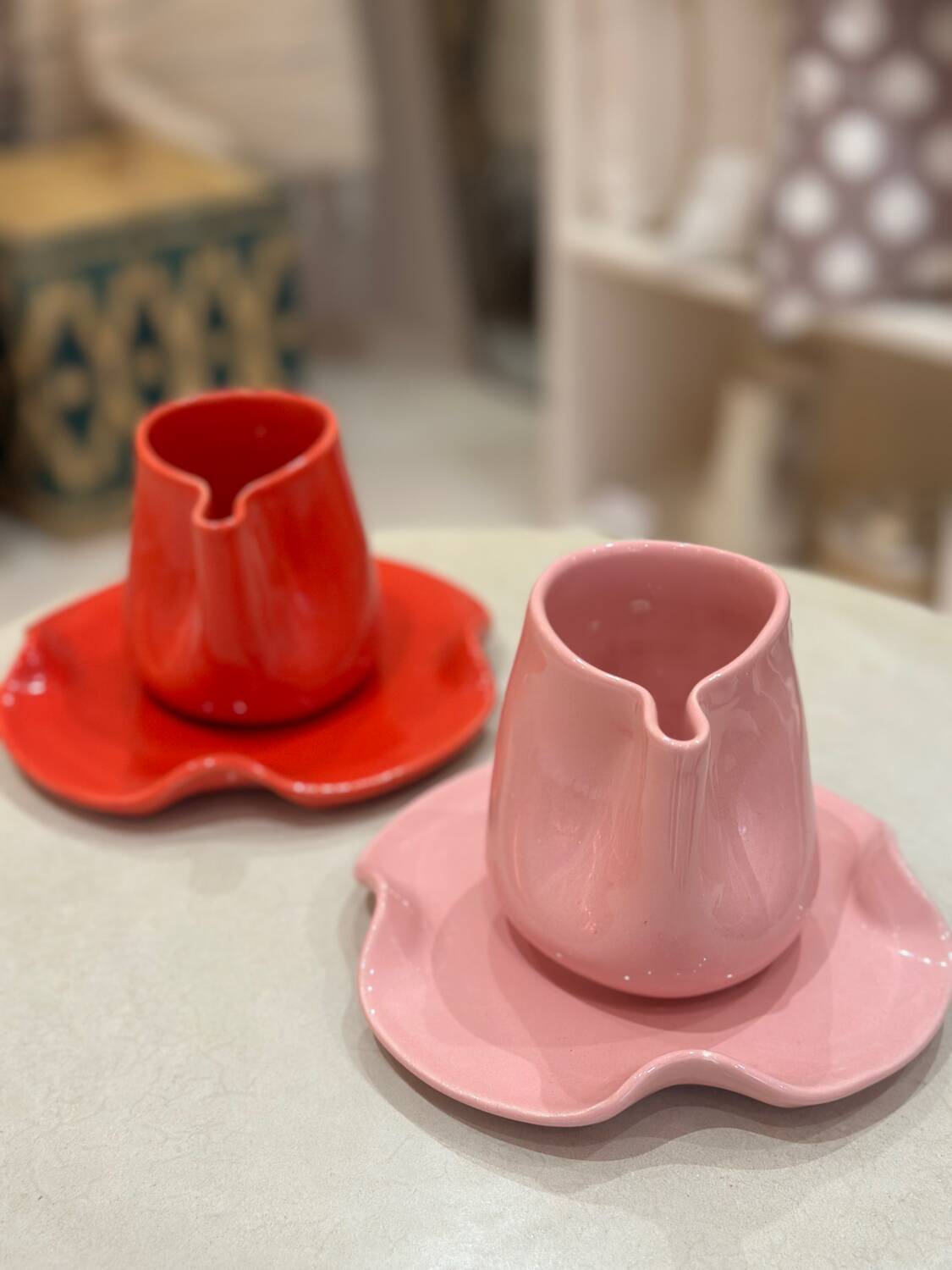 Set of ceramic artisan mugs with pink pop Barbapapa water lily design.