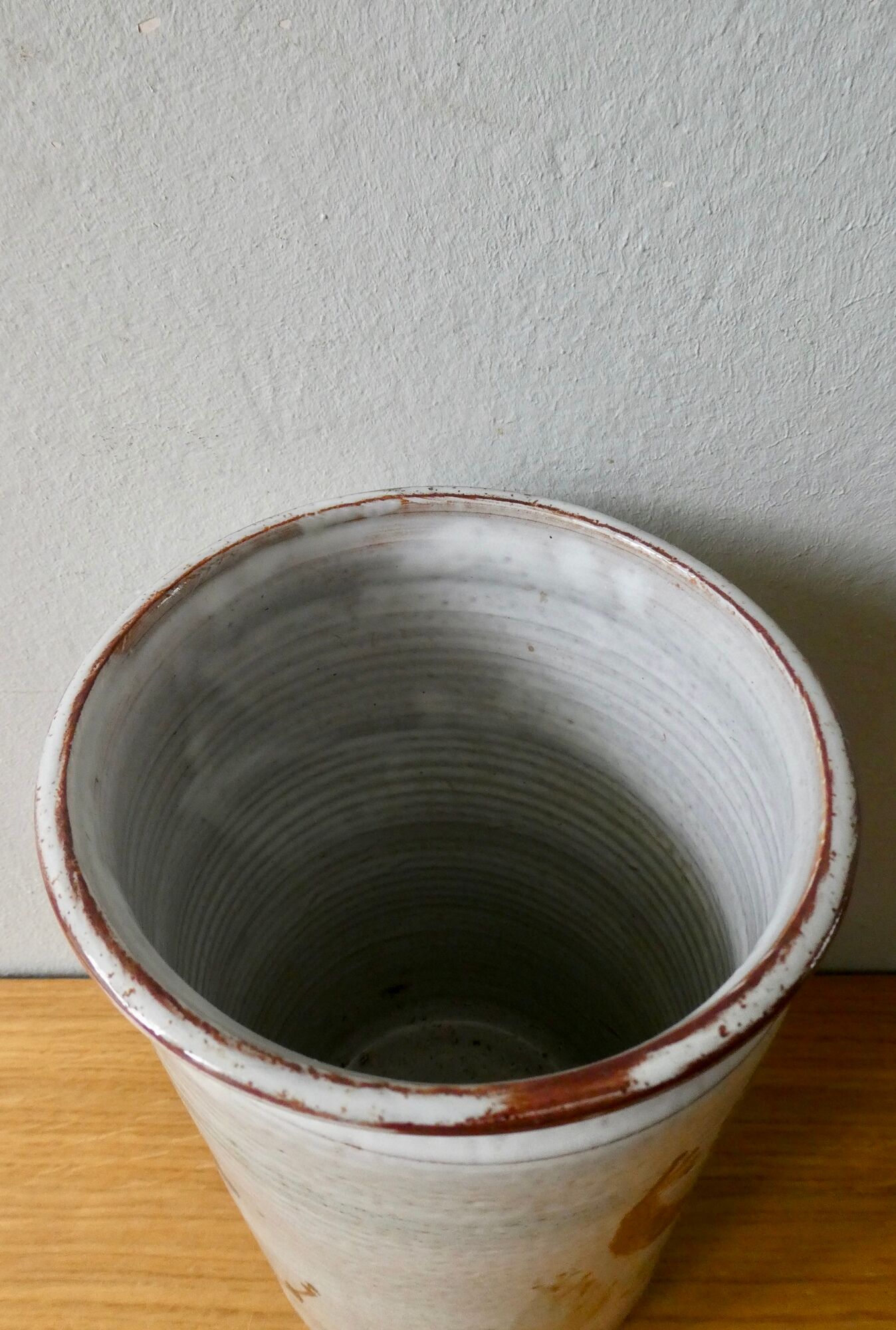Vase rouleau en céramique de Michel Barbier, Vallauris