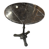 Black marble table.