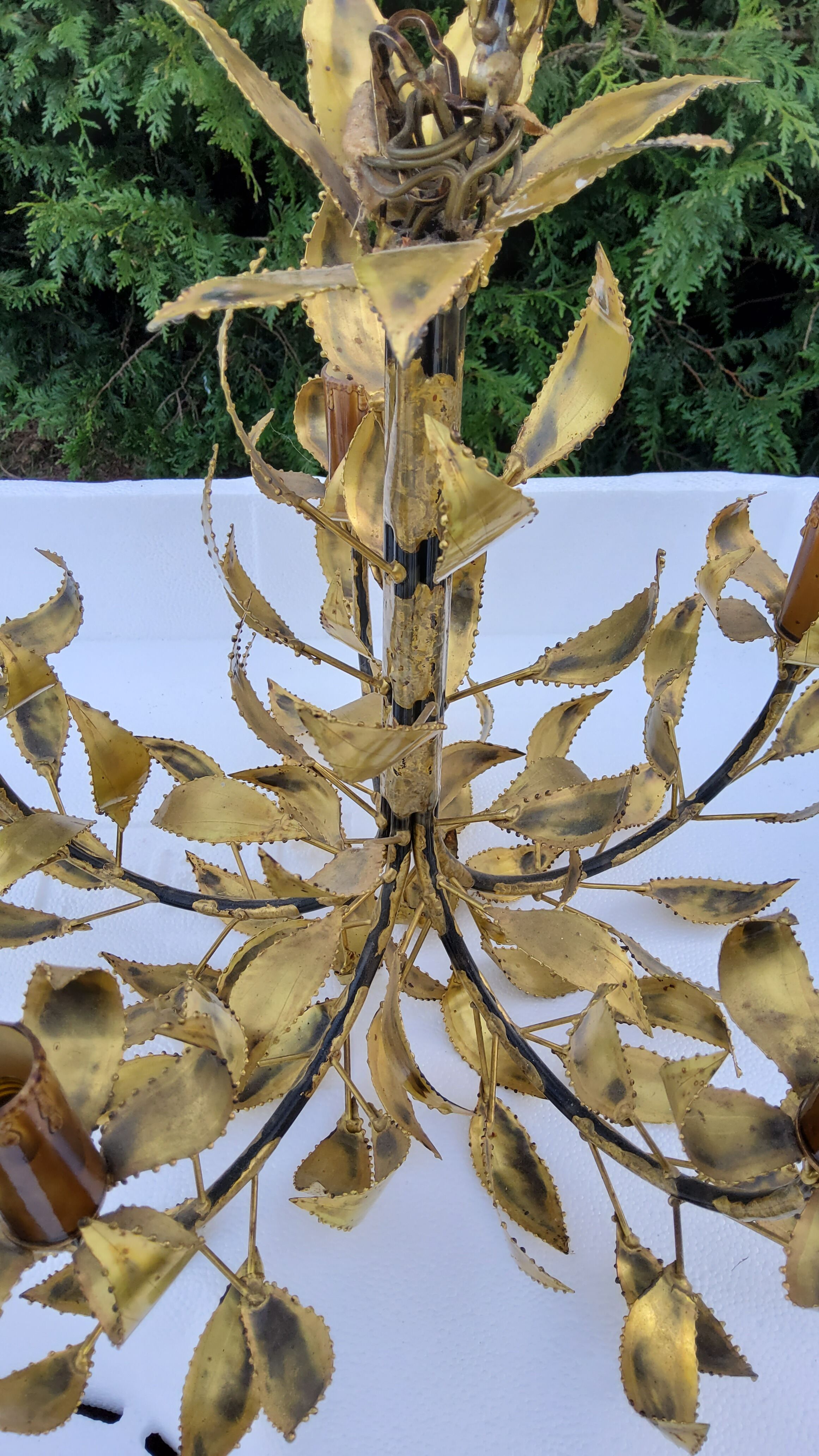 Lustre gold metal leaves from the 50s