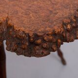 Table d'appoint en ronce organique des années 1950