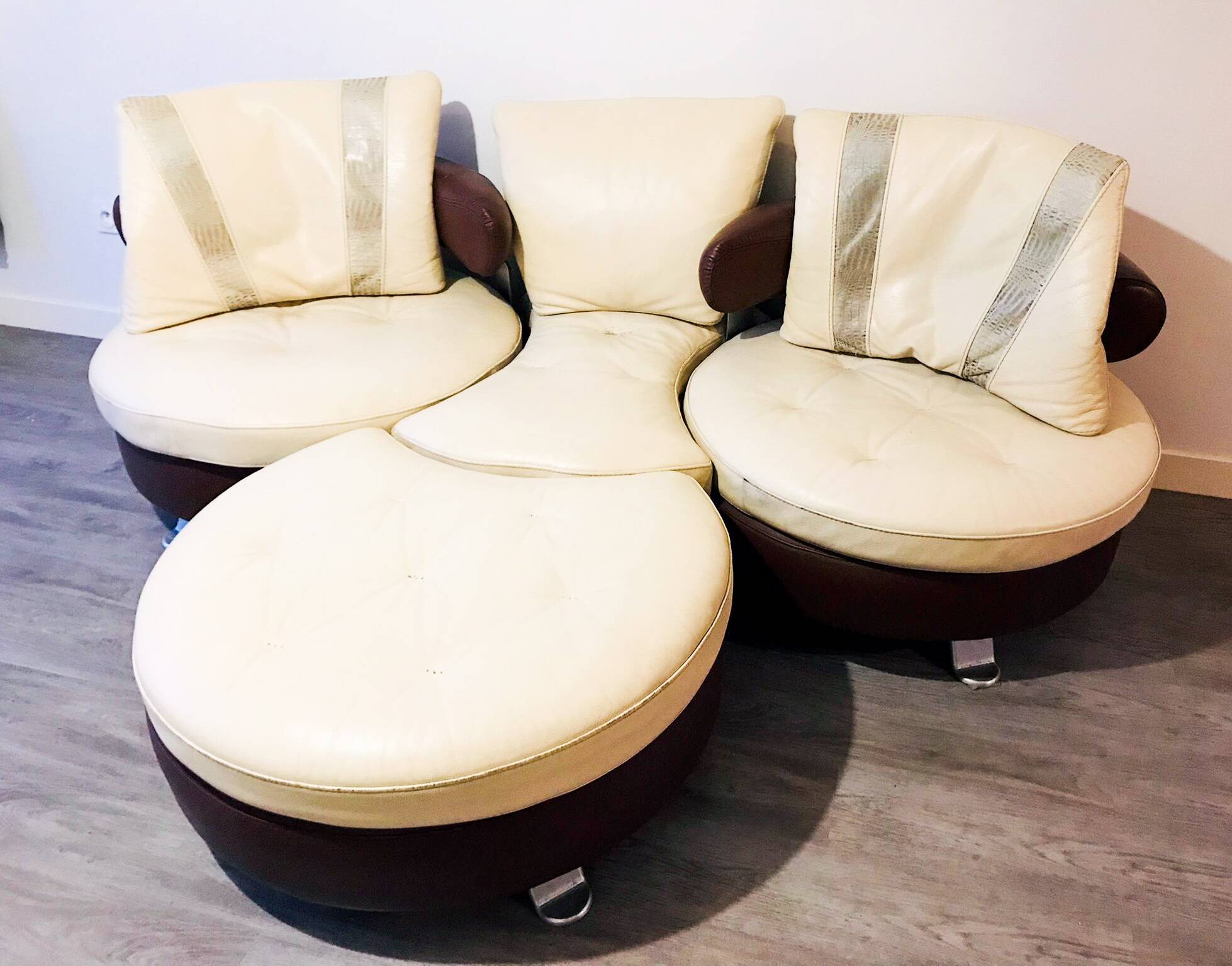 Formenti sofa by Mario Spinelli
