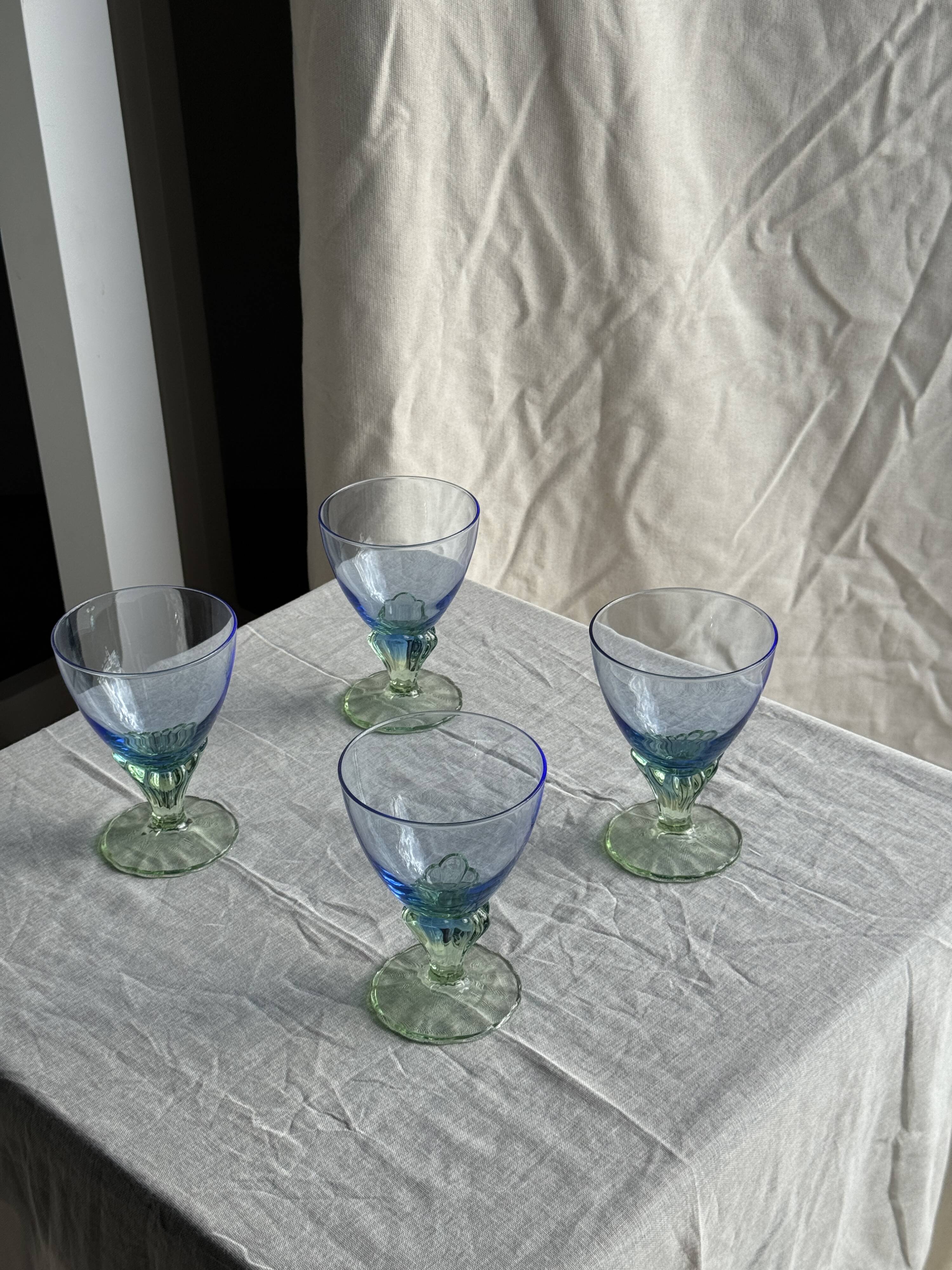 Set of 4 large blue and green glasses H14 D10