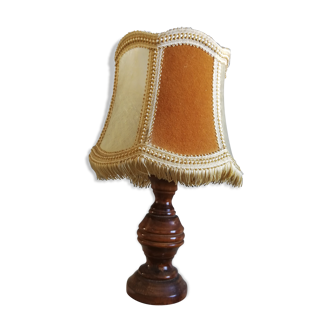 Bedside lamp