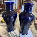 Paire de vases en bleu de Sèvres