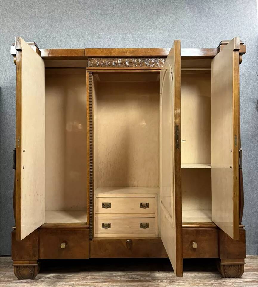 Armoire époque art deco en acajou vers 1920-1930
