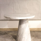 Coffee table in Italian whithe  Carrara marble