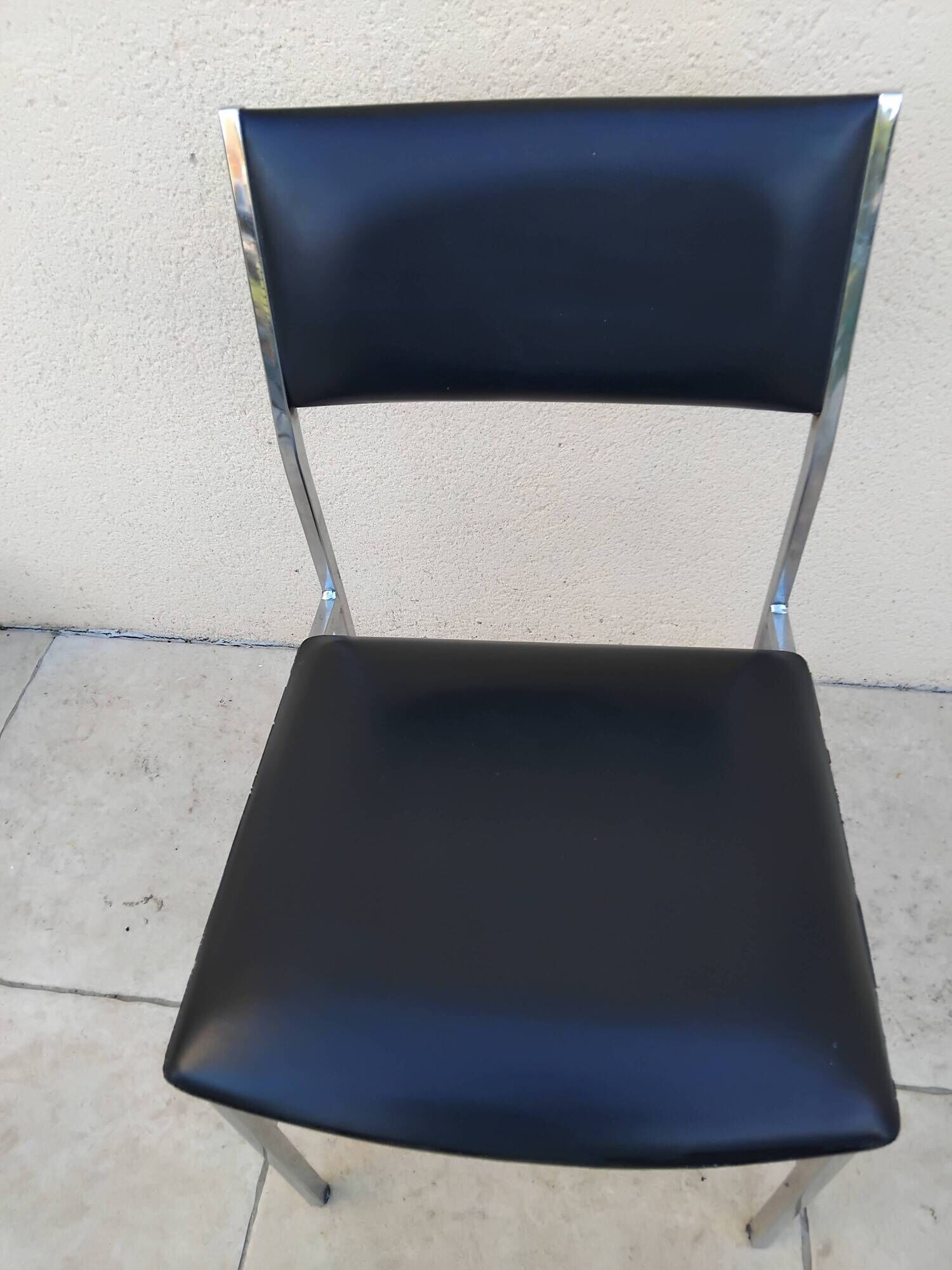 Vintage LAFARGUE chair, 1970s design, chrome.