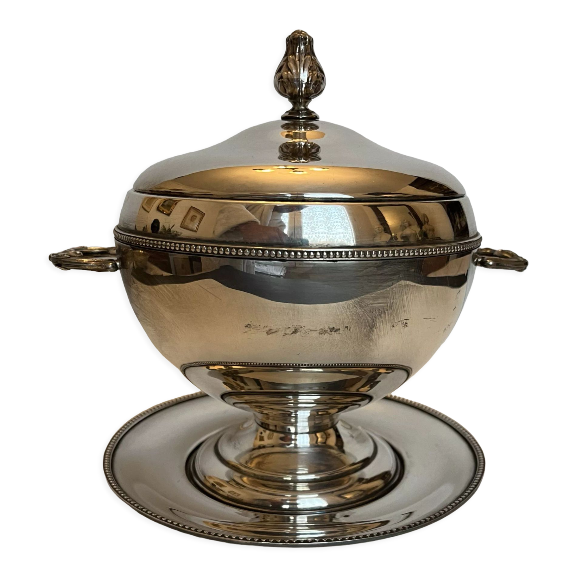 Silver metal ice bucket