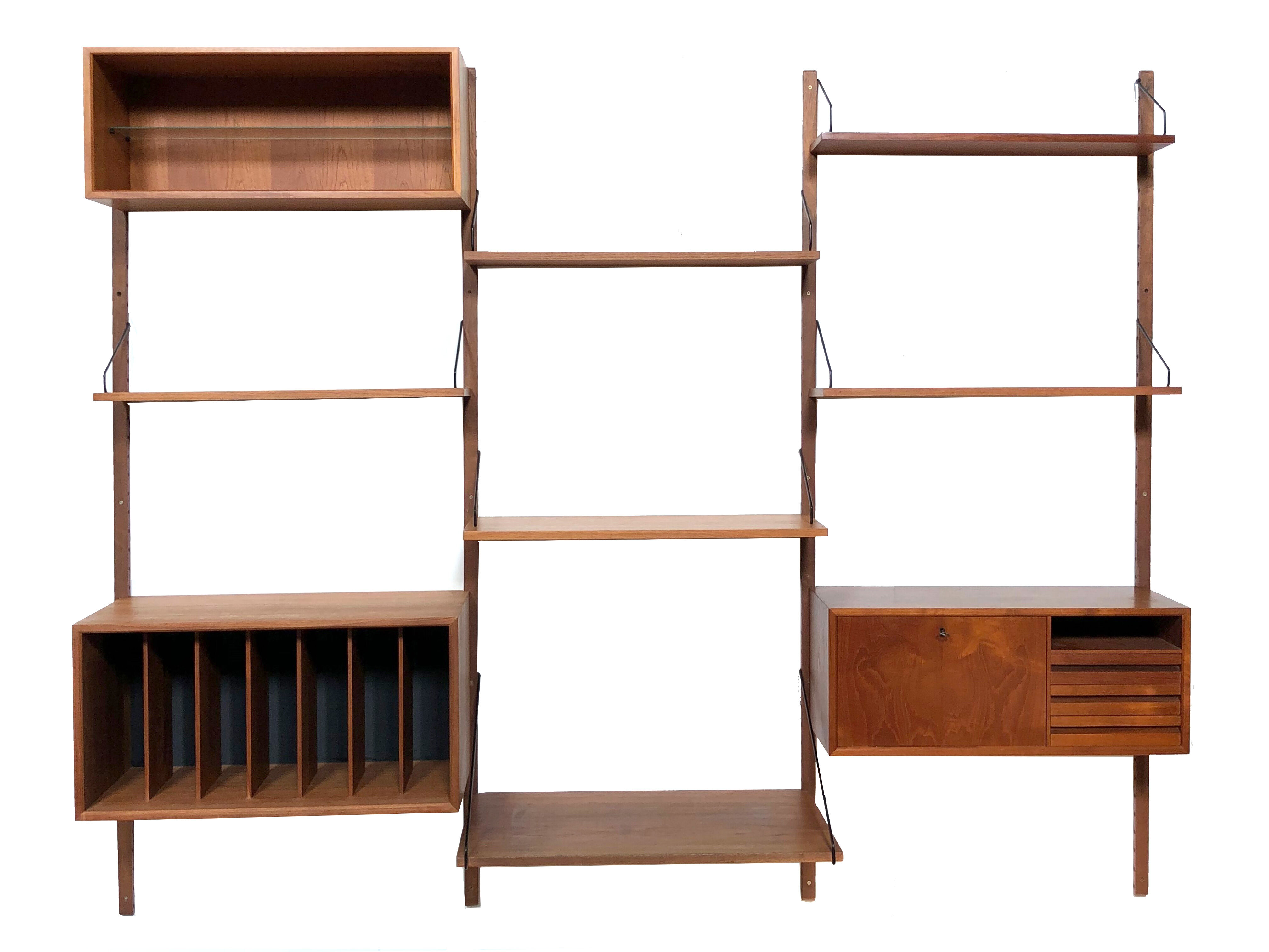 Poul Cadovius Royal System wall set