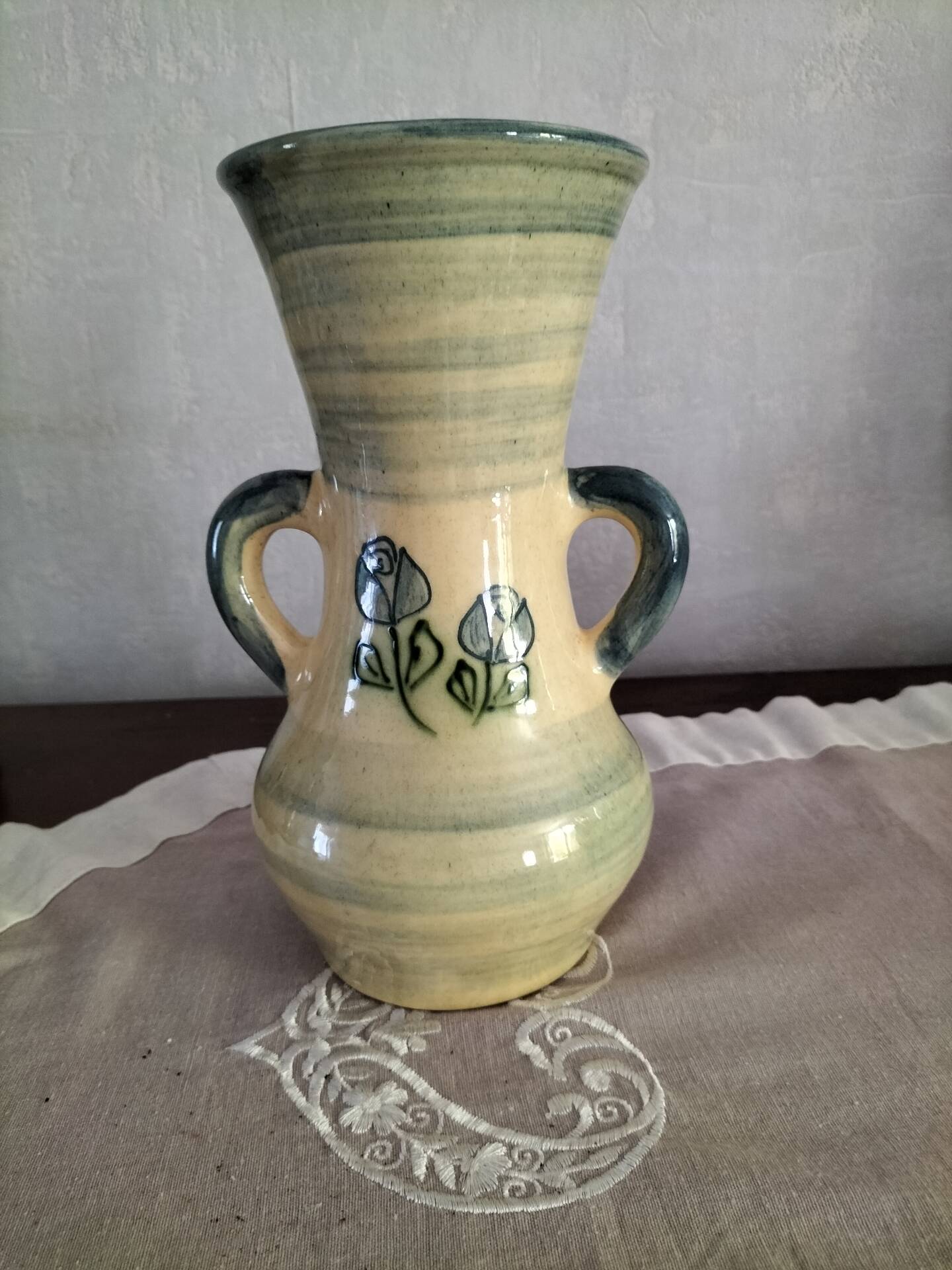 Ceramic vase Les Grottes Dieulefit