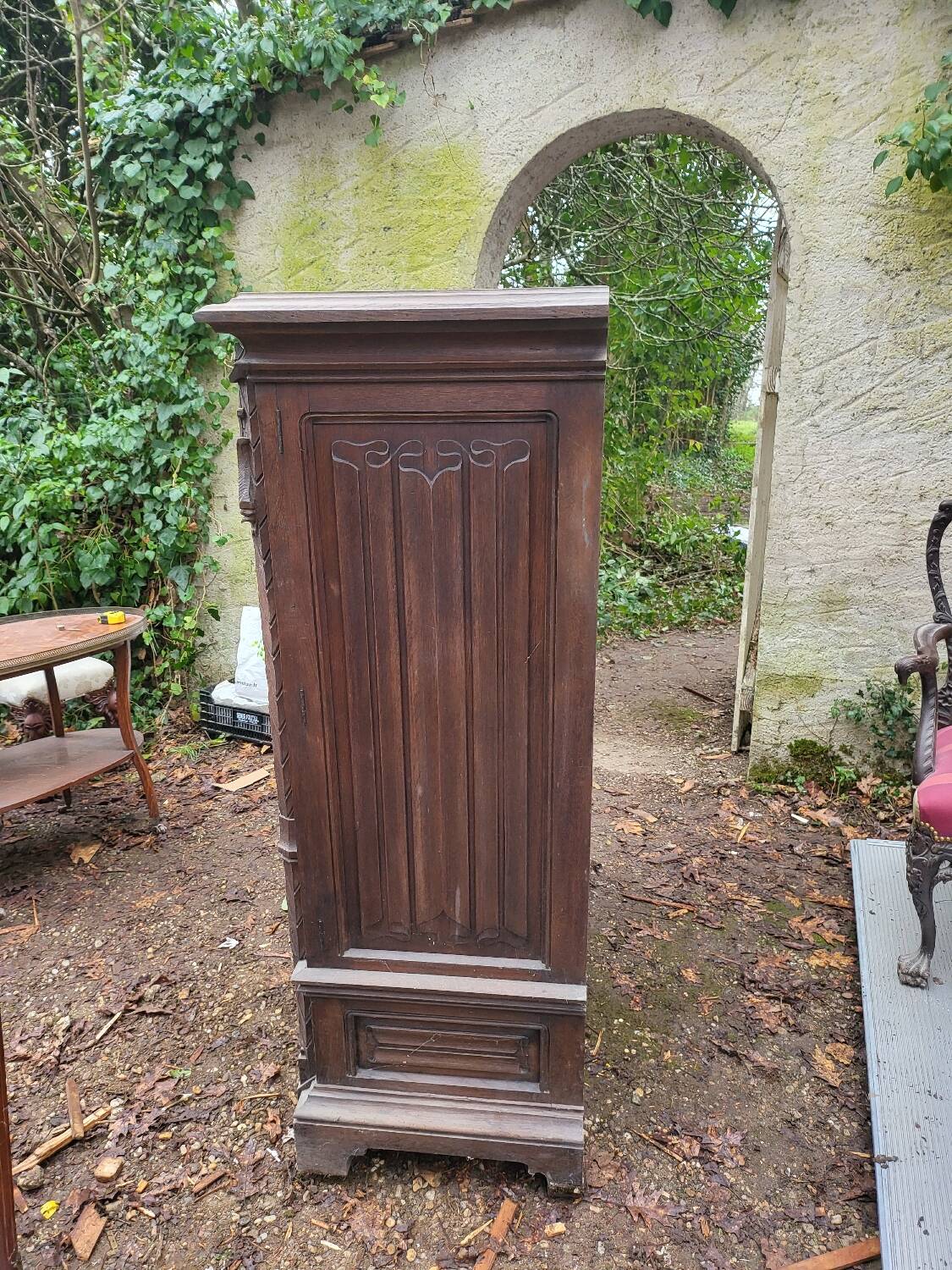 Large buffet / carved oak wardrobe – Neo-Gothic decor –