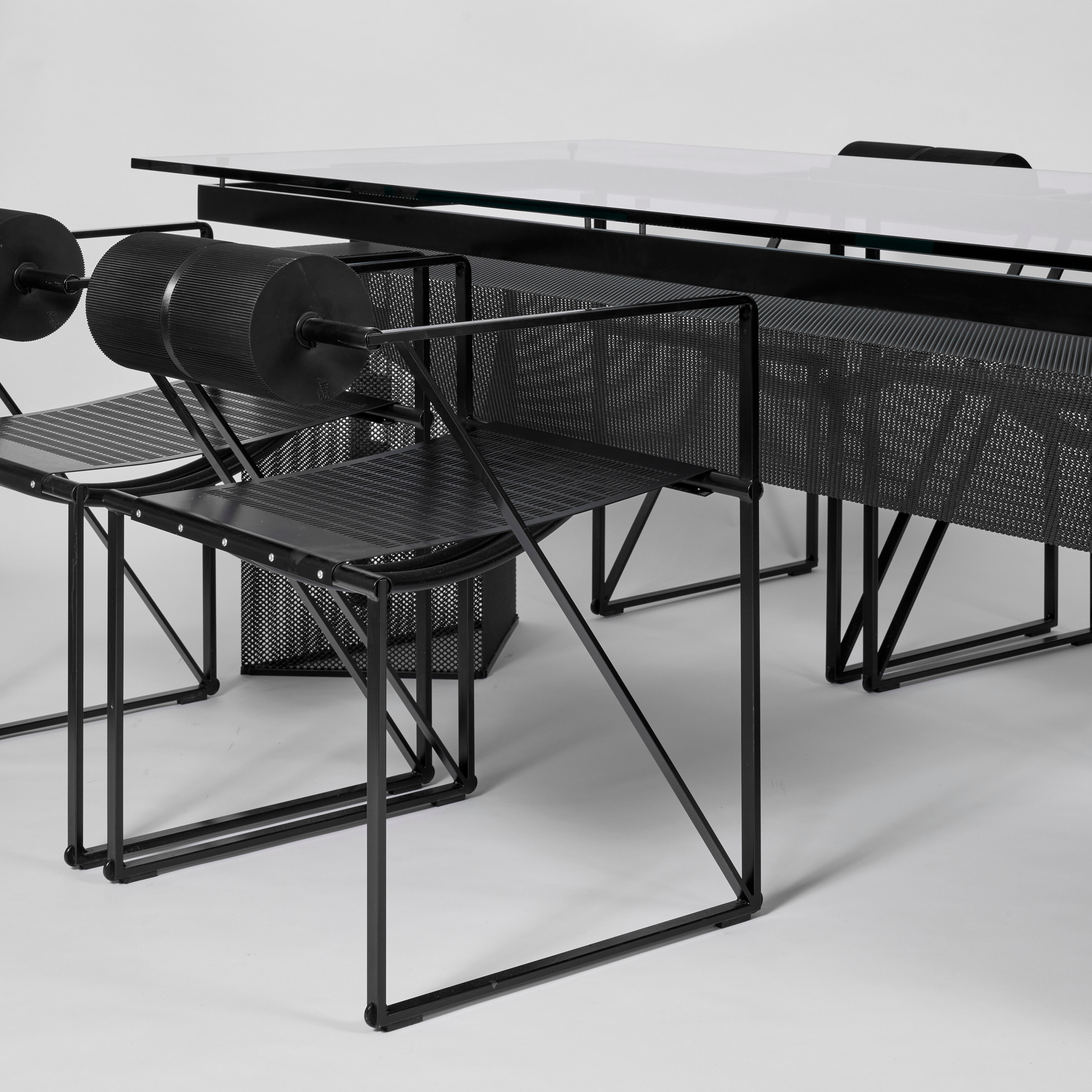 Tesi table & six Seconda 602 chairs by Mario Botta, edit by Alias