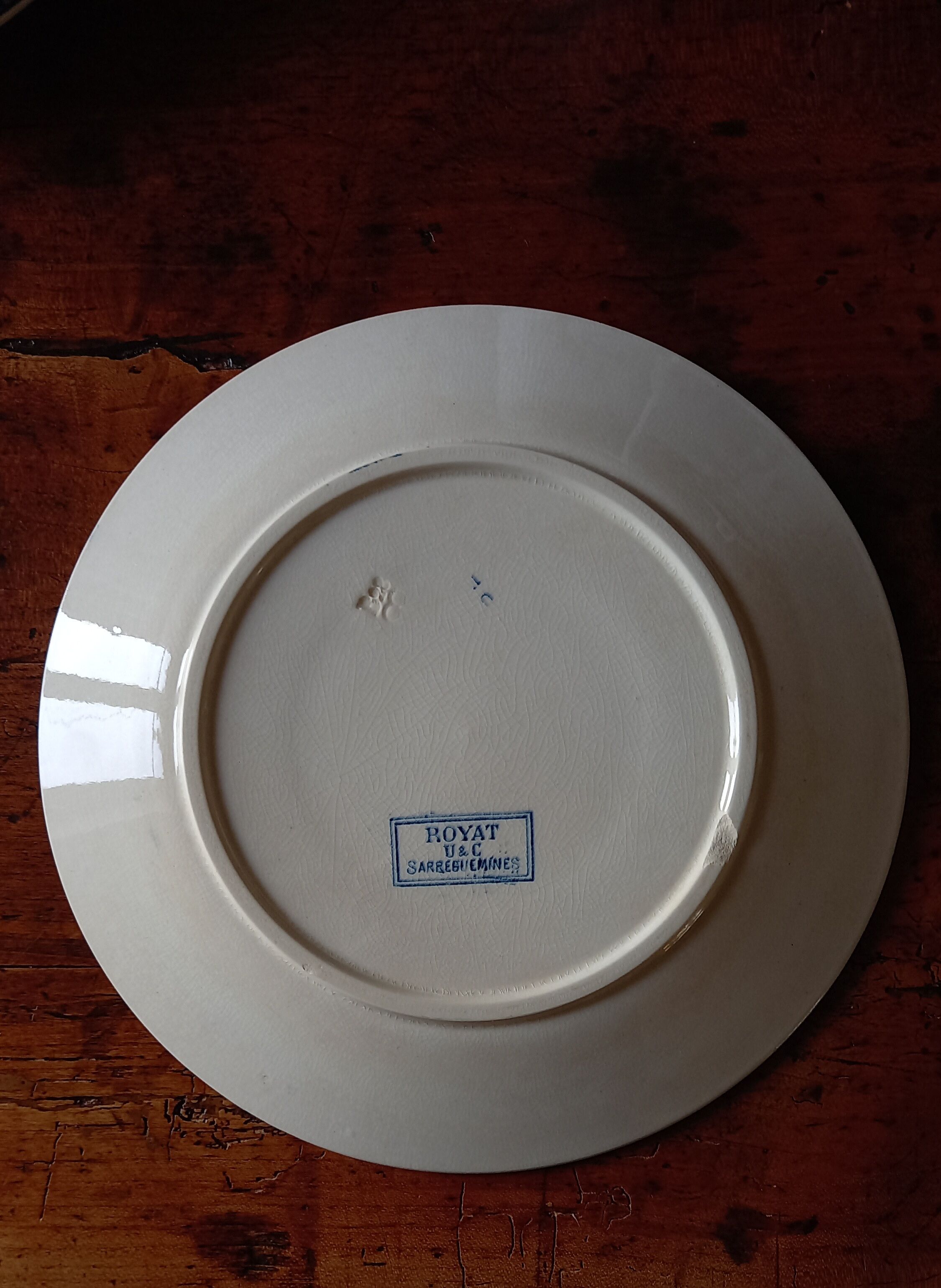 6 flat plates Sarreguemines Utzschneider & Cie model Royat