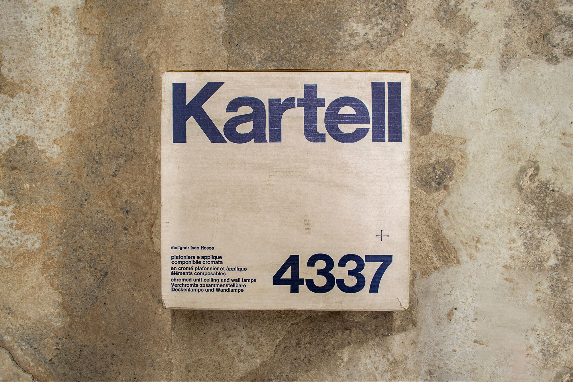 Model 4337 wall lamp by Isao Hosoe for Kartell, Italy 1972