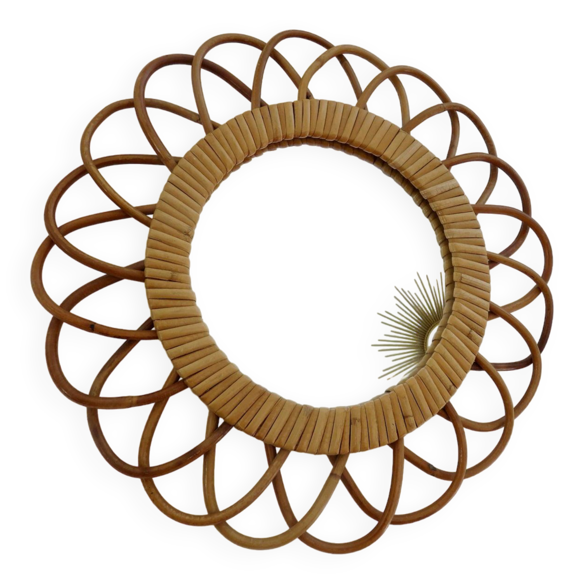 Rattan “flower” mirror from the 70s