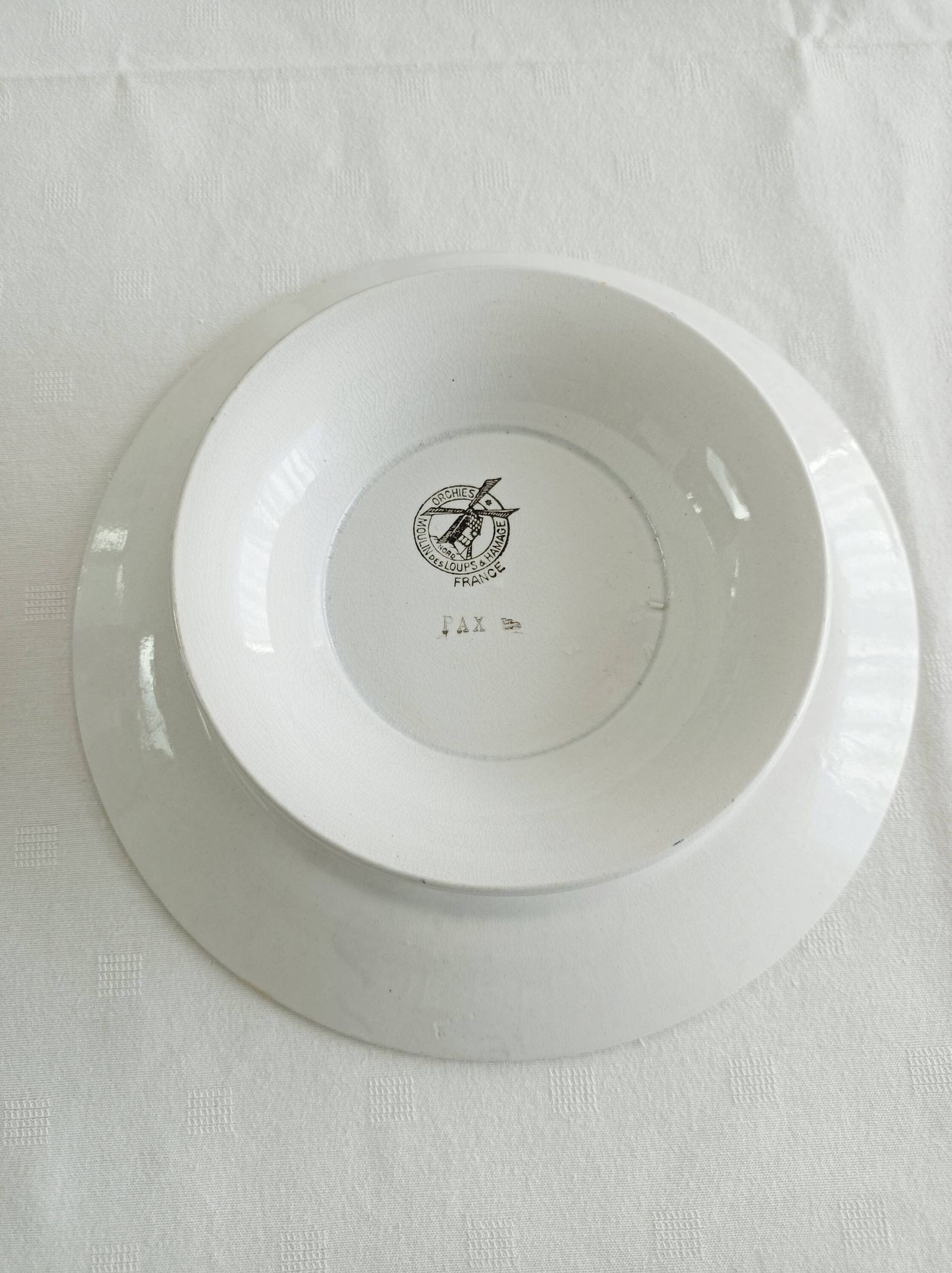 Mounted plate, compote dish Moulin des loups Pax