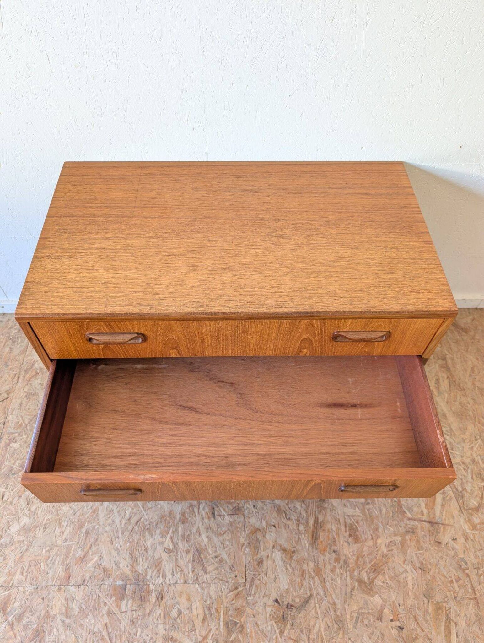 Commode en teck G-Plan, années 60-70