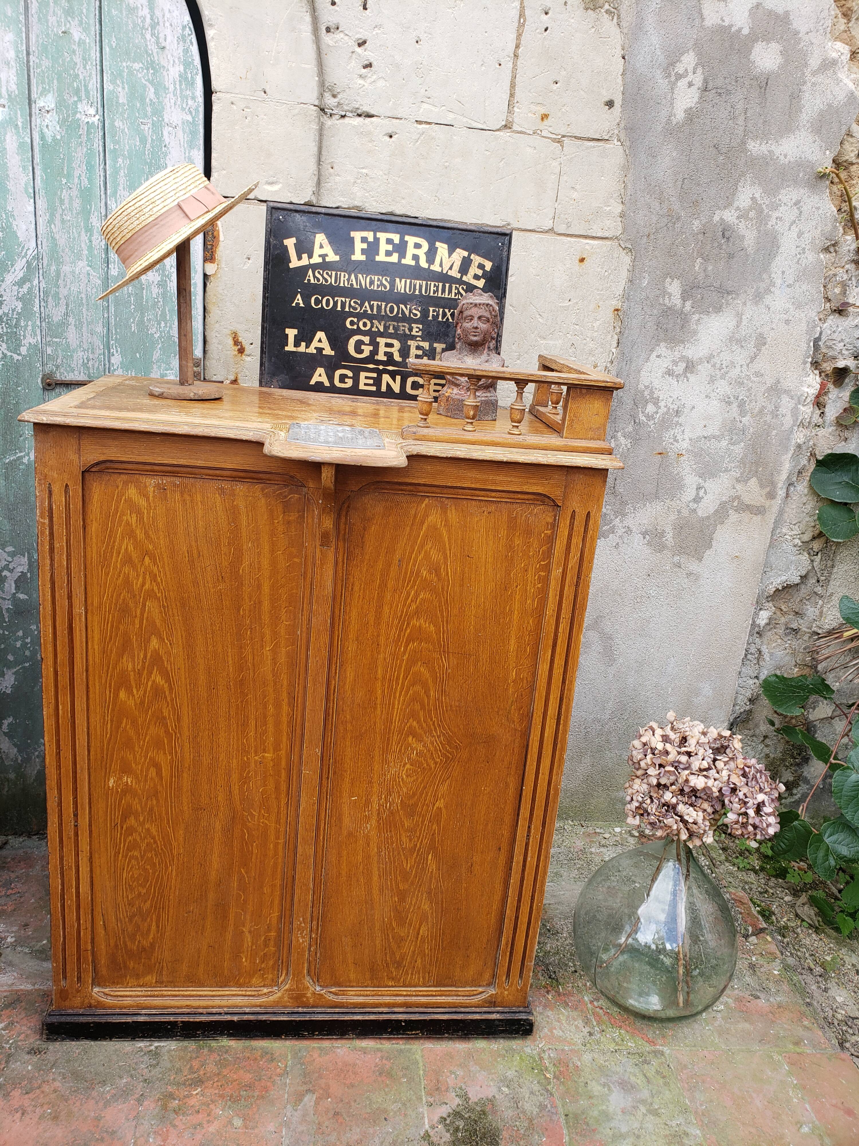 Counter box store furniture store 1900