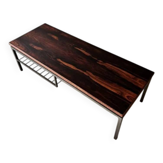 Mid-century design coffee table in rosewood from the 1960s.
