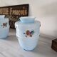 Paire de vases vintages en opaline bleue