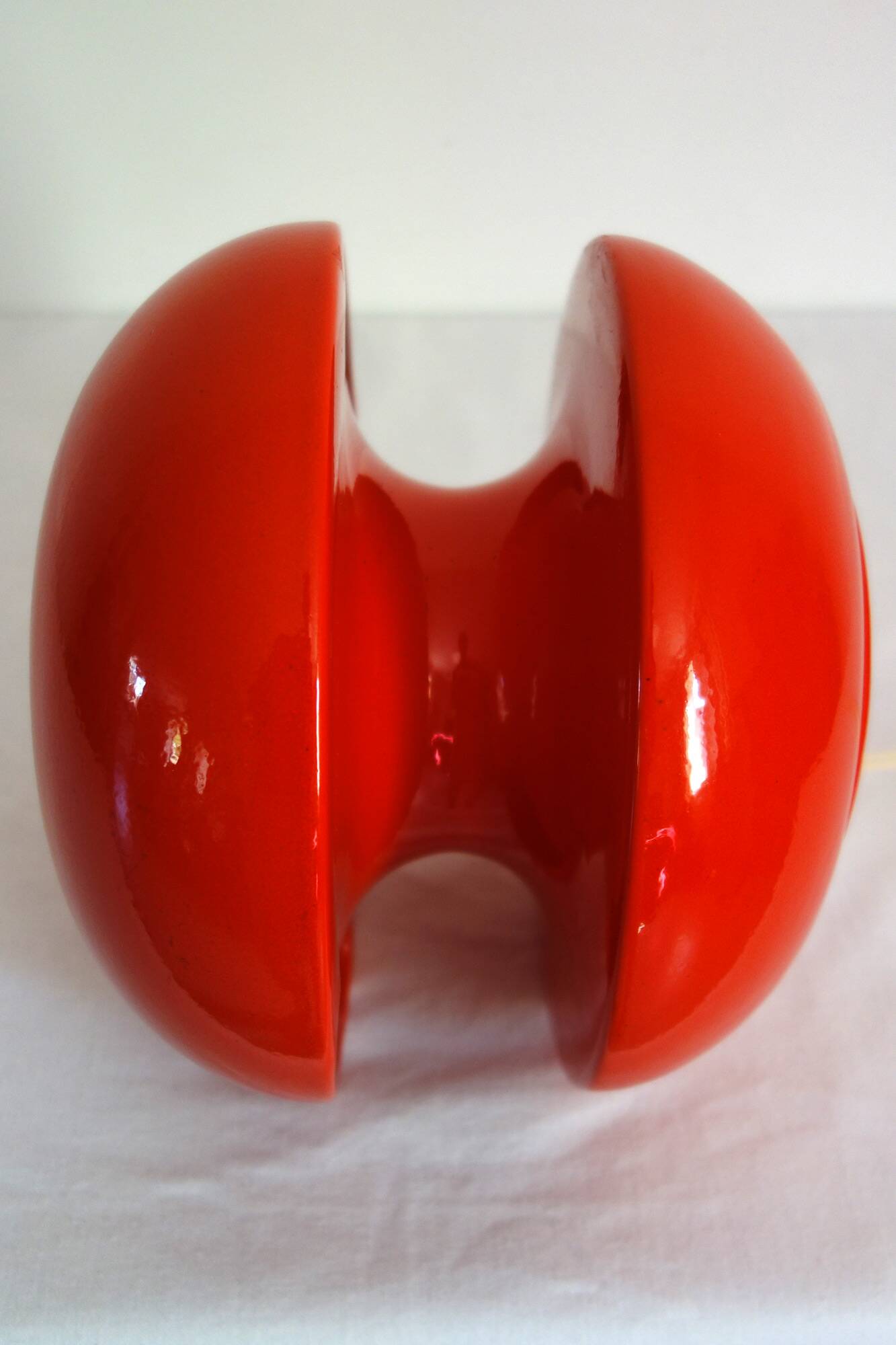 Vintage red ceramic diabolo lamp