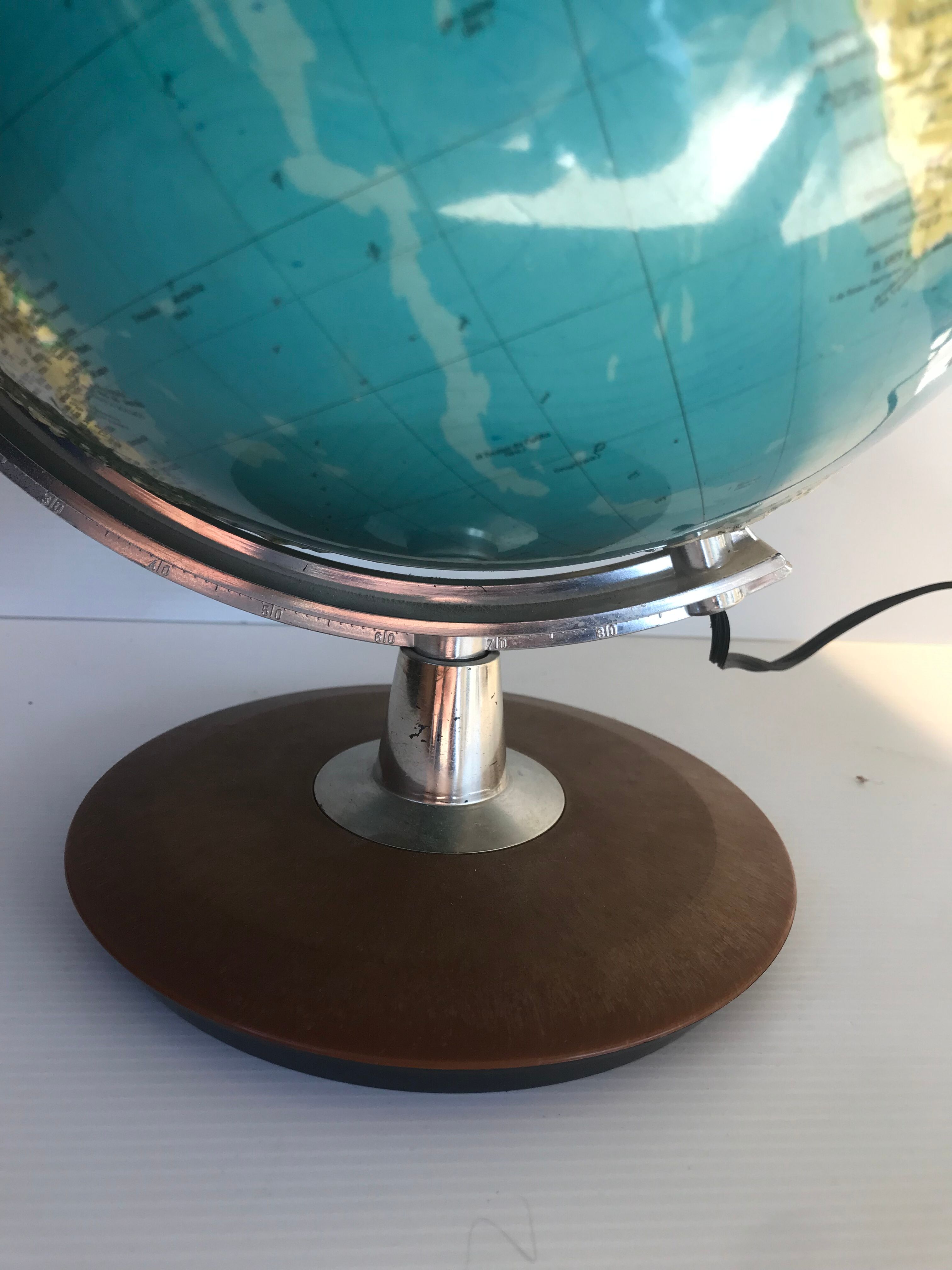 Luminous terrestrial globe Grange Batlière 1975