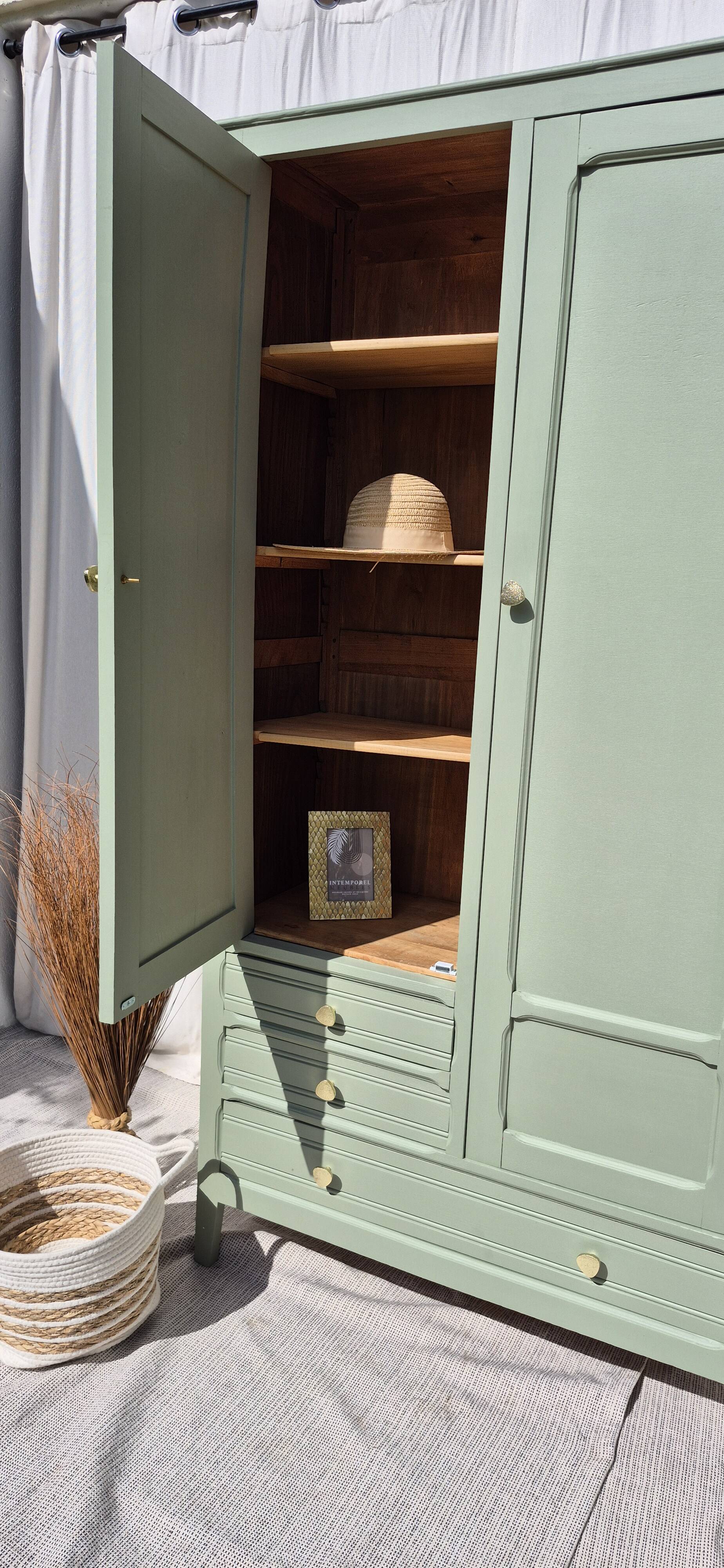 Armoire Parisienne d'hötel