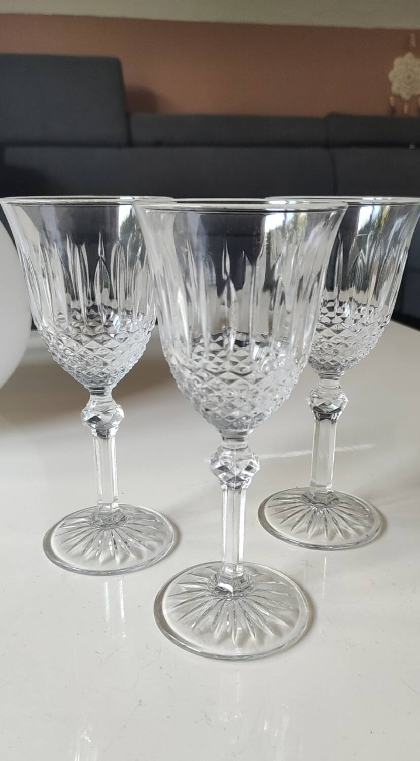 Set of 6 Large Red Wine Glasses. Bohemian Crystal. Diamond-tipped.