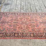 Heriz oriental carpet