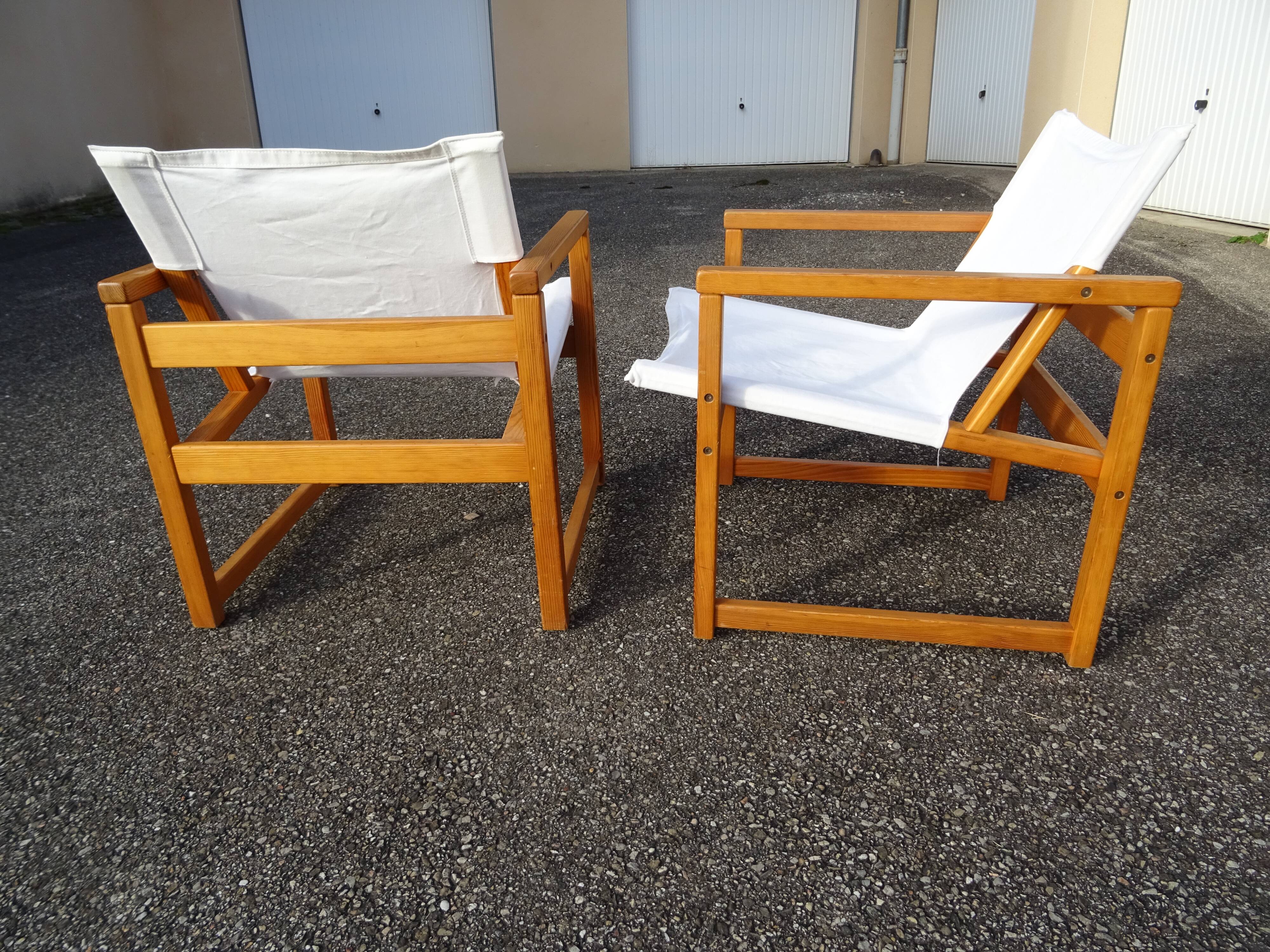 Paire de fauteuils style scandinave, années 70-80