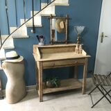 Former hairdresser or desk made of raw wood