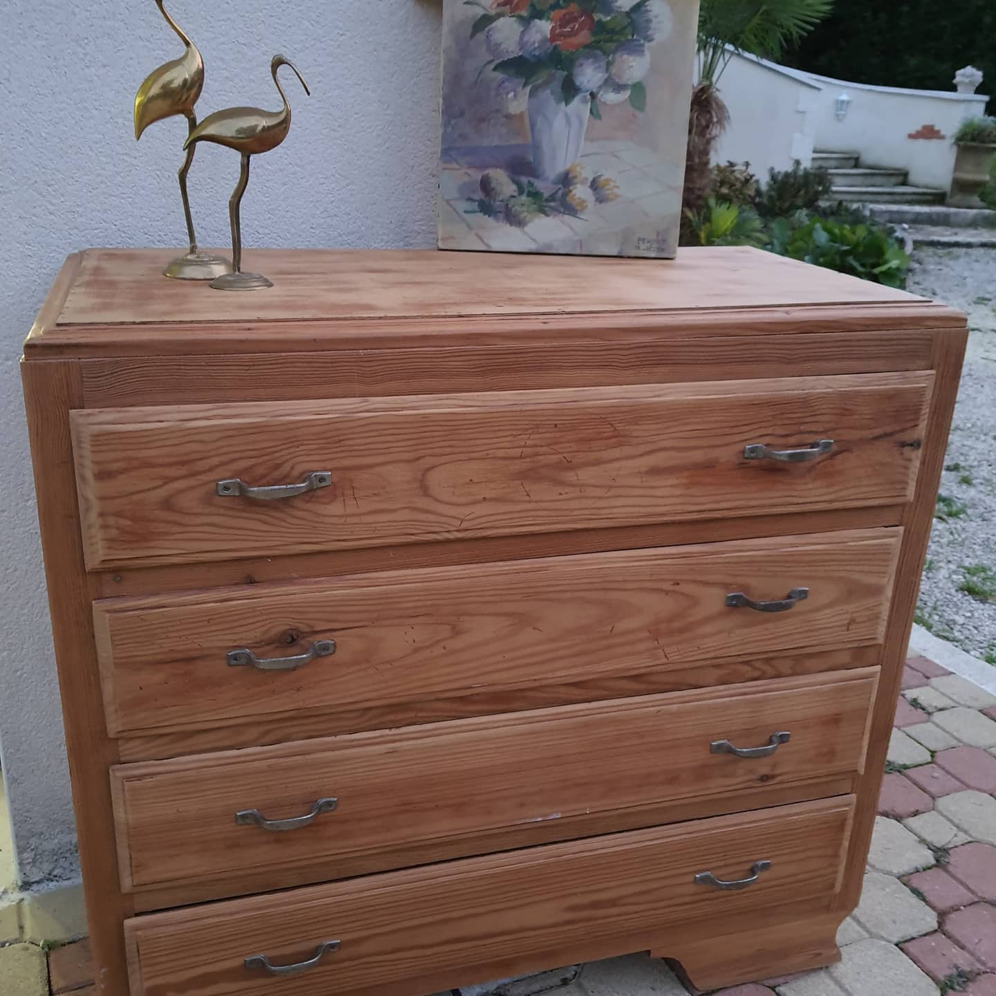 Vintage chest of drawers
