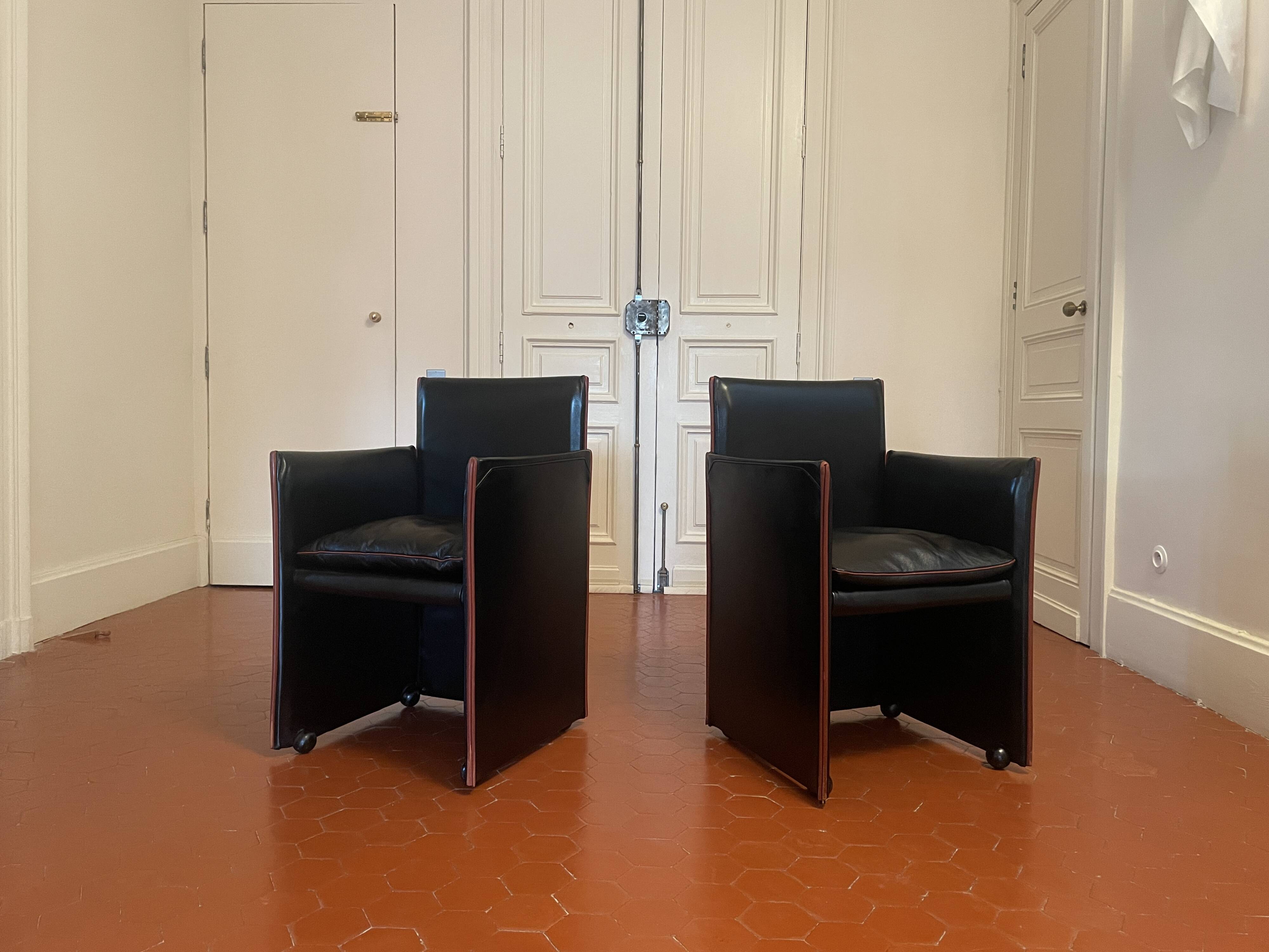 Mario Bellini - pair of BREAK 401 leather armchairs for CASSINA