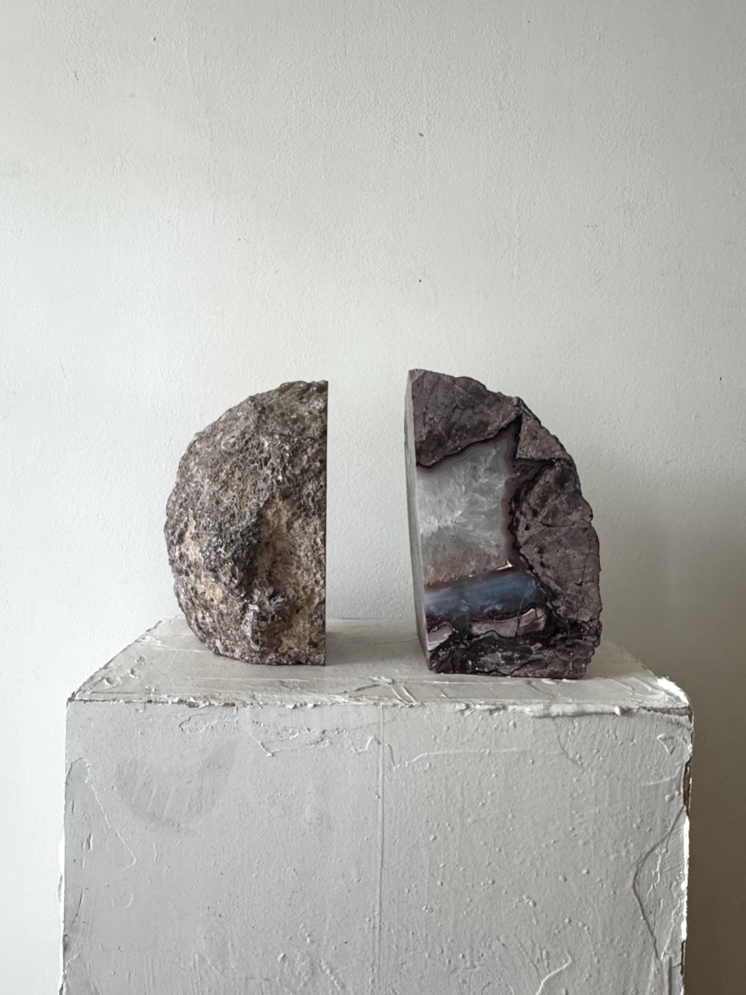 Mineral bookends made of genuine agate stone.