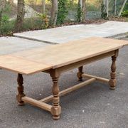 Renovated extendable farmhouse dining table in oak, 20th century, 170-250cm.