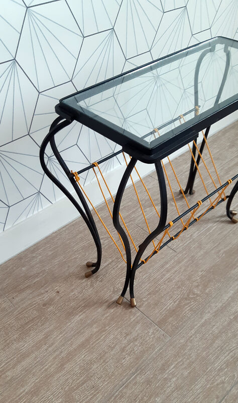 Vintage magazine holder "scoubidou" in black wrought iron.