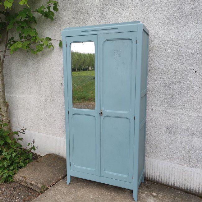 Wardrobe 30s, Parisian wardrobe