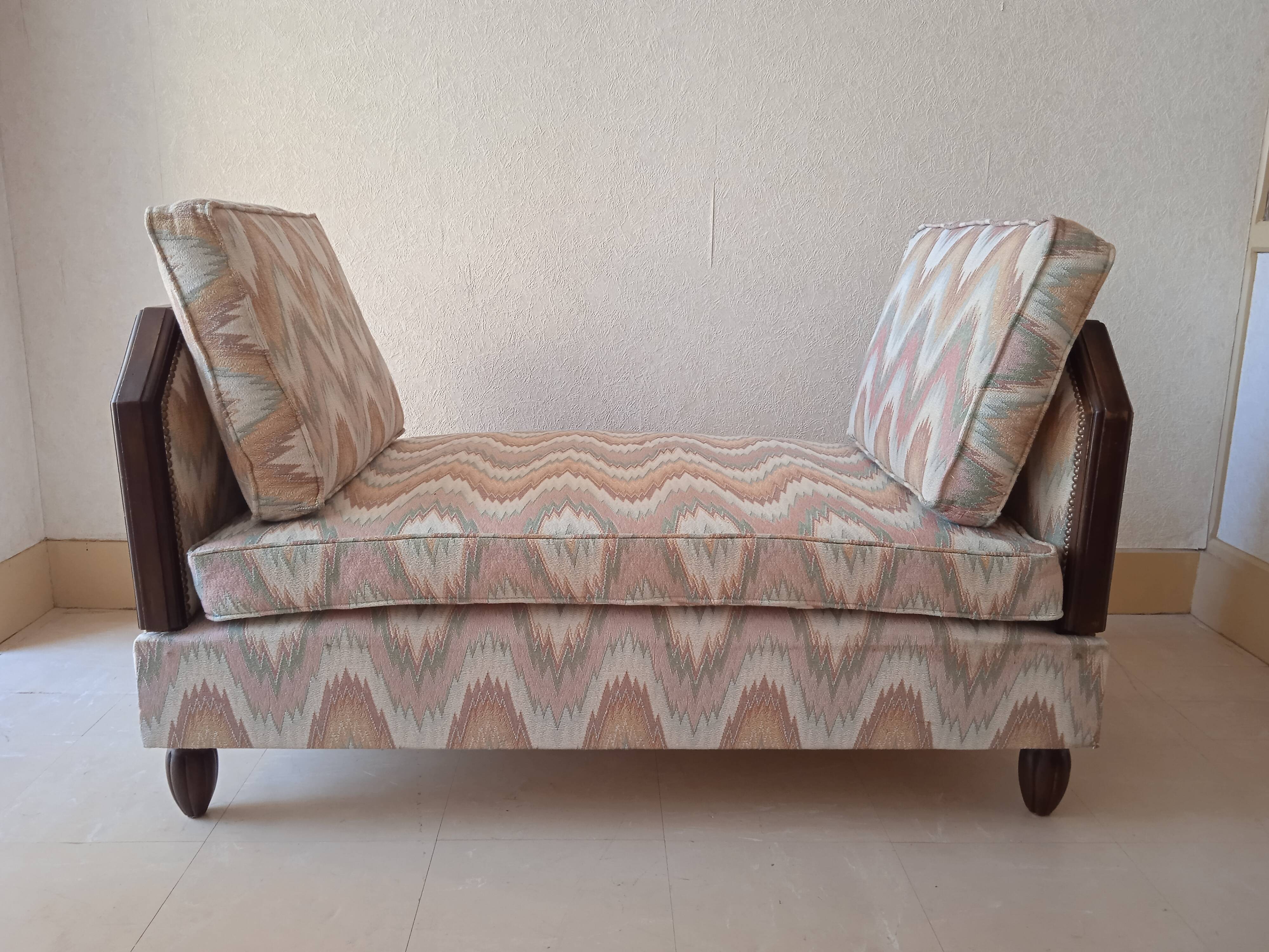 Hirondelle Bench