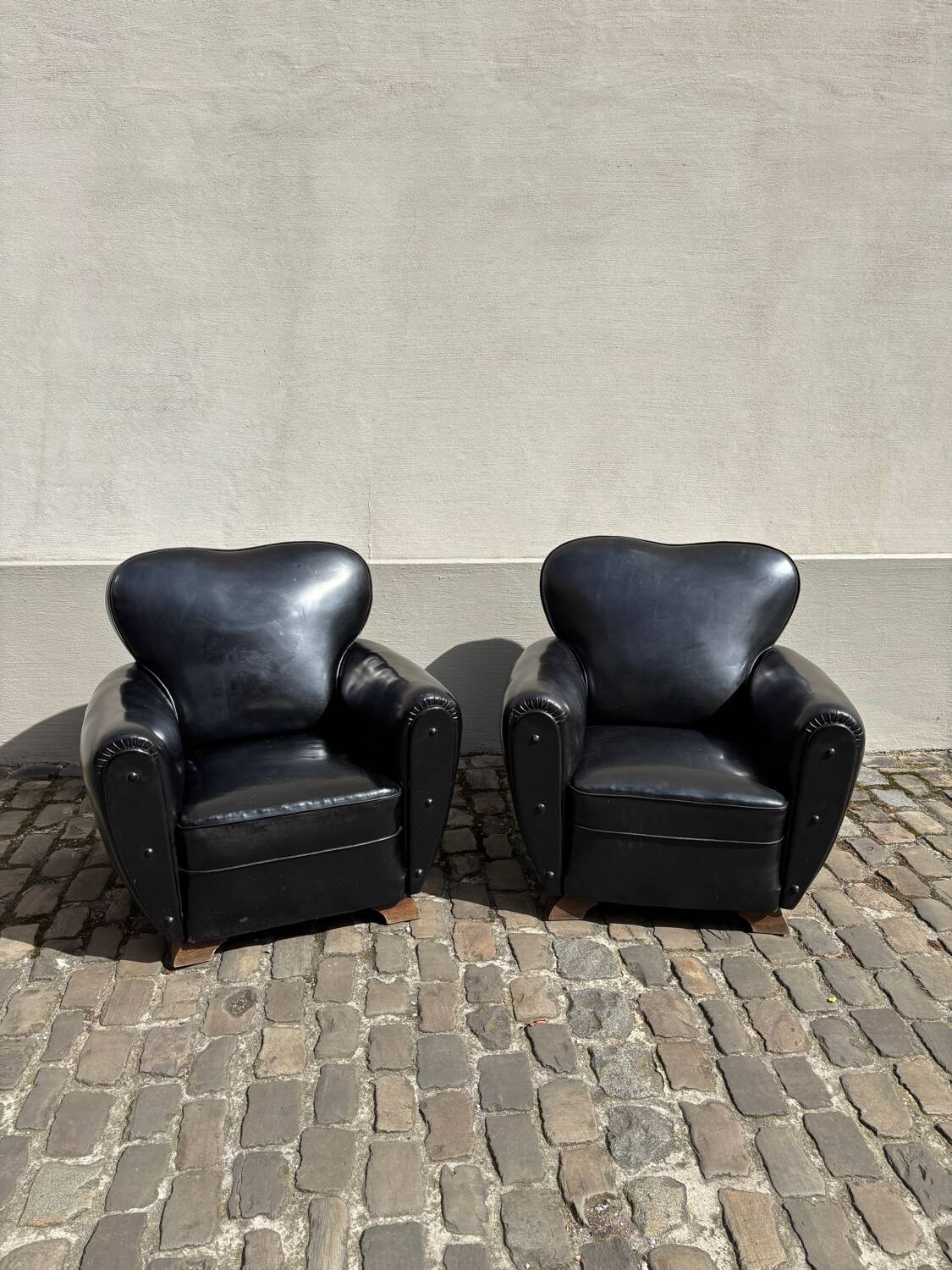 2 art deco fauteuils in skai leather