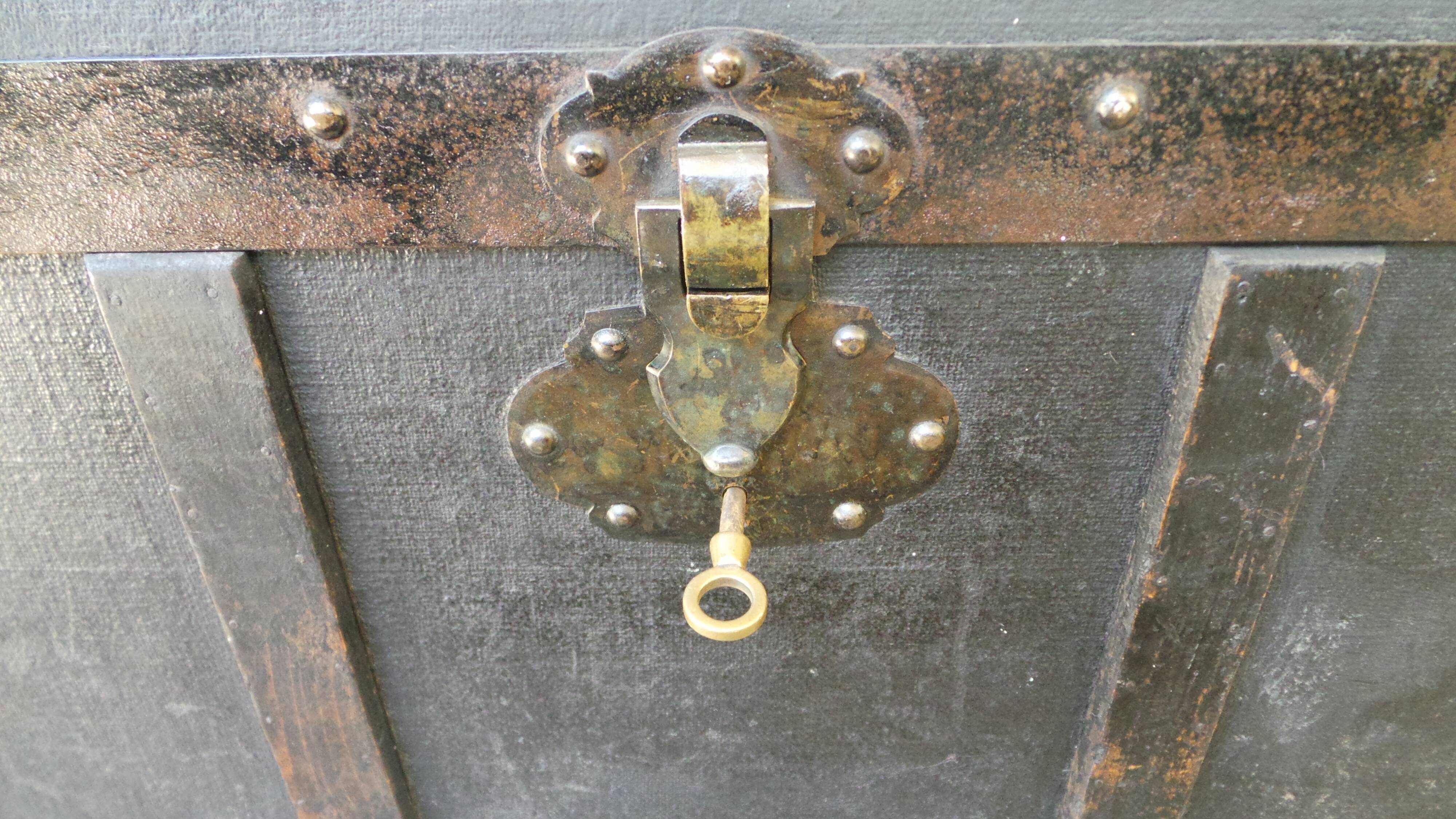 Safe travel vintage trunk