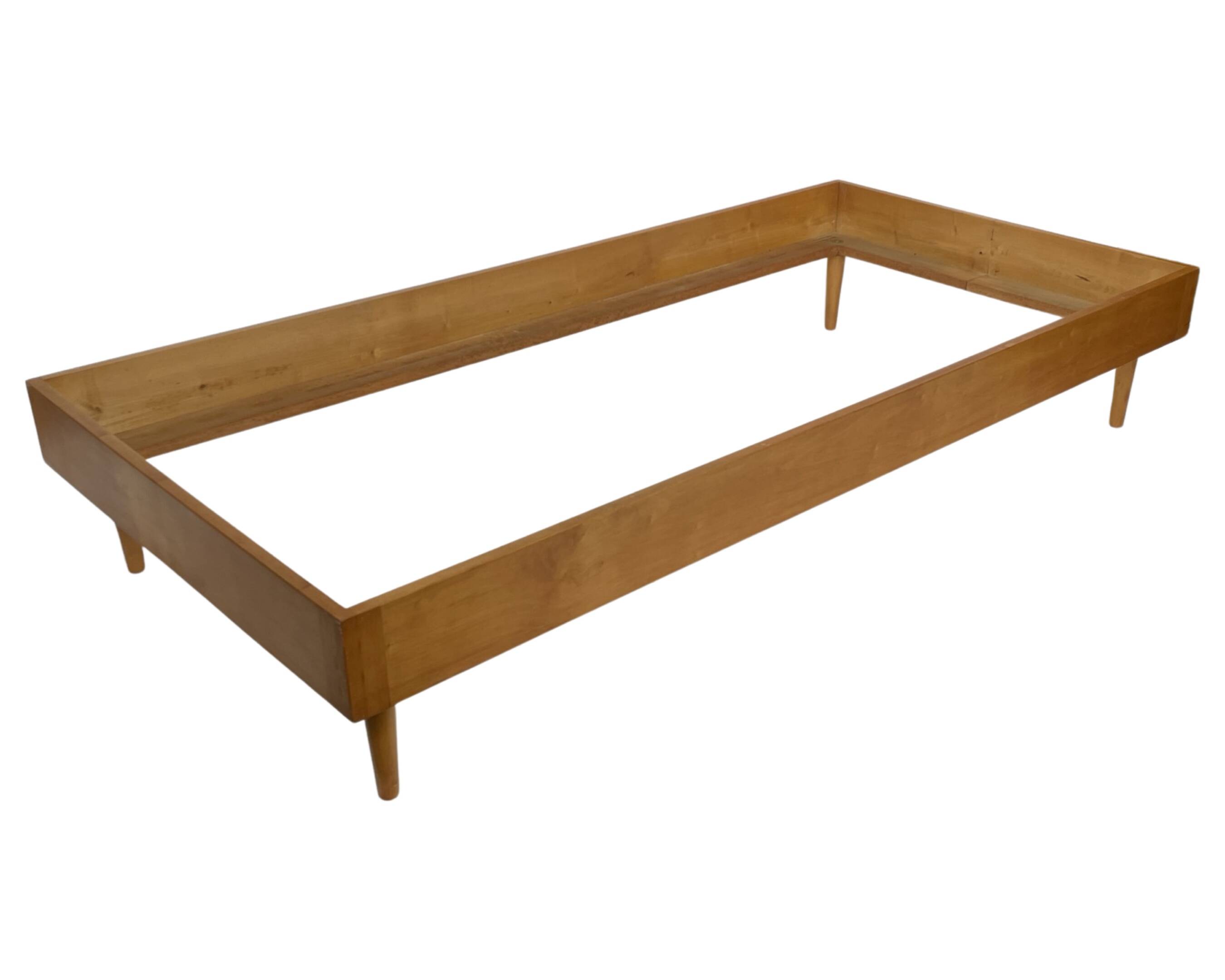 Vintage daybed of the 1960s Netherlands minimalist design in oak