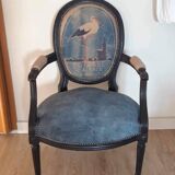 Medallion armchair