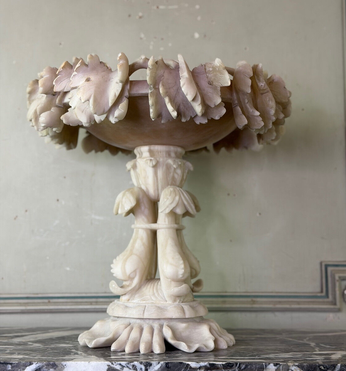Large alabaster bowl Italy around 1900